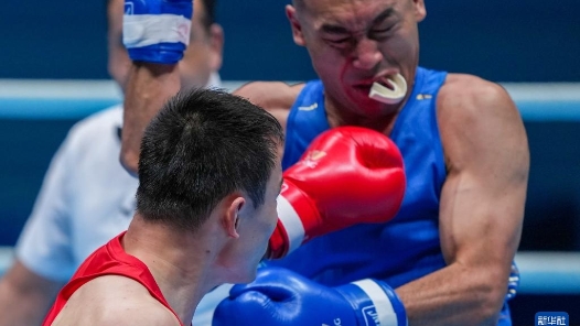 全运会｜拳击——男子71公斤级：乌勒怕尔·哈尔恒晋级决赛