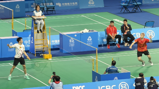 中国公开赛男单决赛重演 石宇奇再胜王正行