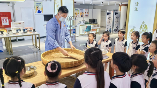 李伯阳：毫厘之间的匠心传承