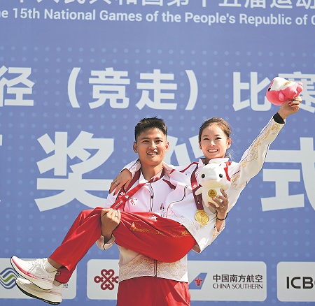 3211635_tpzz_1763047693538_b 3211635_tpzz_1763047693538_b