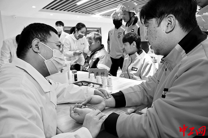 3206902_tpzz_1762998332358_b