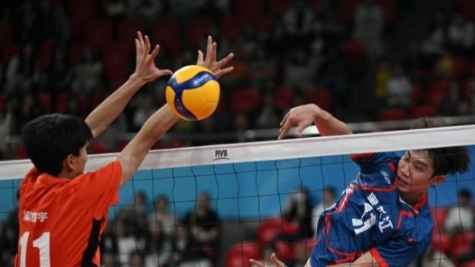 黑龙江男排“十五运”上演大逆转晋级四强