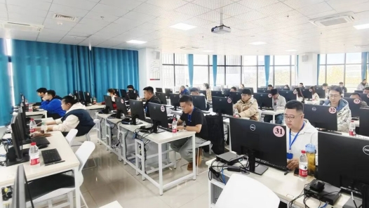 内蒙古呼和浩特市人工智能训练师职工职业技能比赛举办