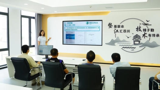 “全链条”培育助力产业工人由“工”变“匠”