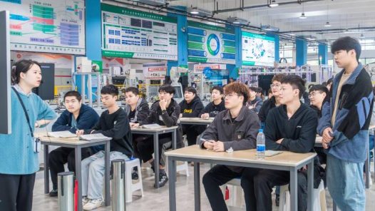 人才孵化行动助力培养数字工匠