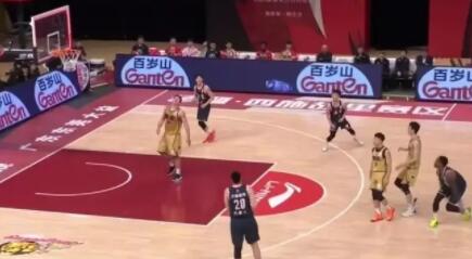 齐心协力拿下U18组冠军 广东男篮着眼更大舞台