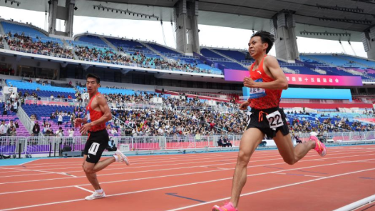 粤港澳全运会丨云南队选手蒋发坤十五运会男子10000米决赛夺金