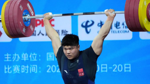 刘焕华实现“大满贯”