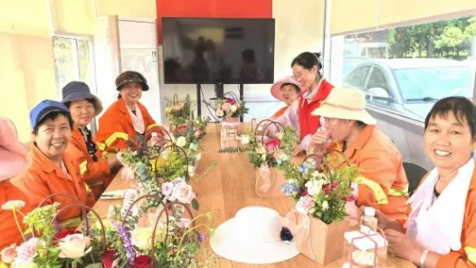 云南省昆明市官渡区工会用心用情当好环卫工人“娘家人”