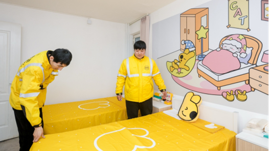 美团推出“骑手公寓”并拓展大病关怀
