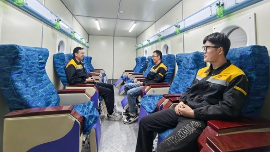 唐古拉山上职工的家