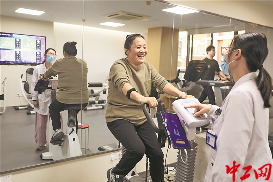 3241977_tpzz_1764513476067_b