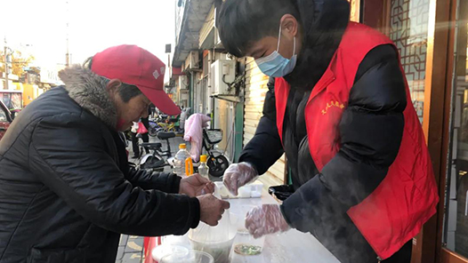 青海省西宁市总工会试点新就业形态劳动者“爱心餐”活动启动