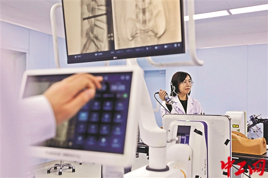 3247722_tpzz_1764915679457_b 3247722_tpzz_1764915679457_b