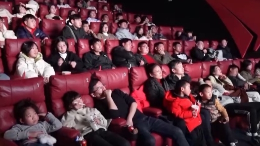 一起观影提升幸福感 各地工会丰富职工文化生活