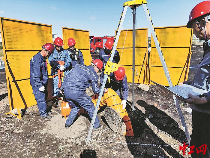 3211117_tpzz_1765350259095_b 3211117_tpzz_1765350259095_b