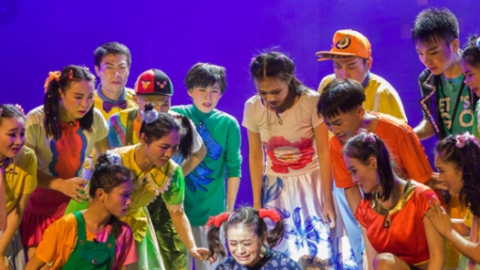 为梦想奔跑｜“做孩子们喜爱的演员，多幸福！”