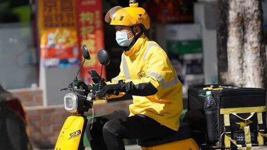 两项新国标相继实施，对外卖骑手影响几何？