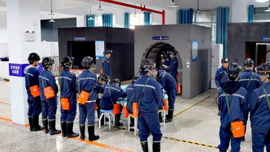 贵州省六盘水市总工会：“凉都”矿工“焕新”热