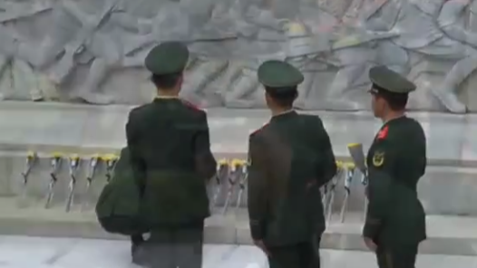 国家公祭日 缅怀先烈矢志强军