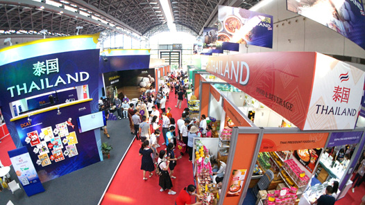 新华社评论员：坚持内需主导，建设强大国内市场——三论学习贯彻中央经济工作会议精神