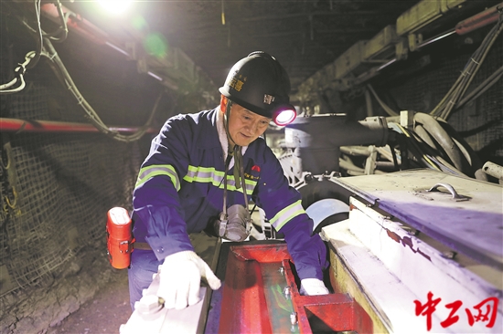 3255060_tpzz_1765508770987_b 3255060_tpzz_1765508770987_b