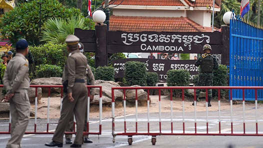 柬埔寨称泰军扩大空袭范围 柬平民死亡人数升至12人