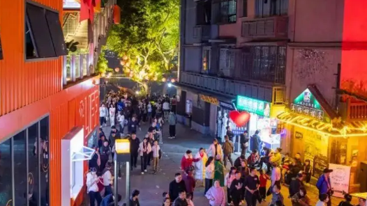 迈向“十五五”的发展图景｜商业活力注入，一个老街区年产值过亿元