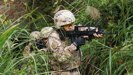 让战斗堡垒永远挺立