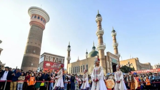 人这一辈子，一定要去一趟乌鲁木齐！