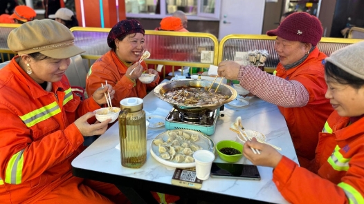 宁夏银川市西夏区总工会为城市“美容师”送上别样“暖冬礼”