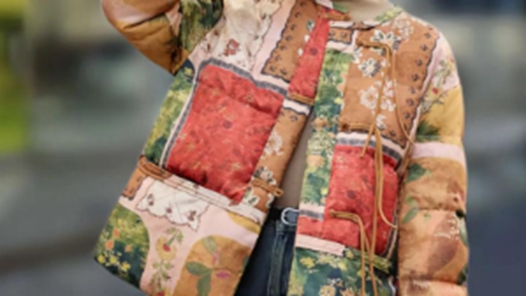 高校文创羽绒服为何频频出圈