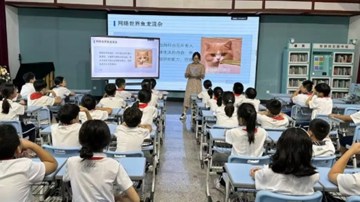 专家：引导青少年养成健康的网络话语表达习惯