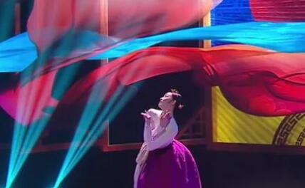 “文艺轻骑兵”开进车间工地 优质文化直抵职工心间