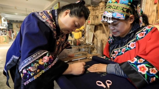 新华视点｜以民生为本 构筑幸福生活根基