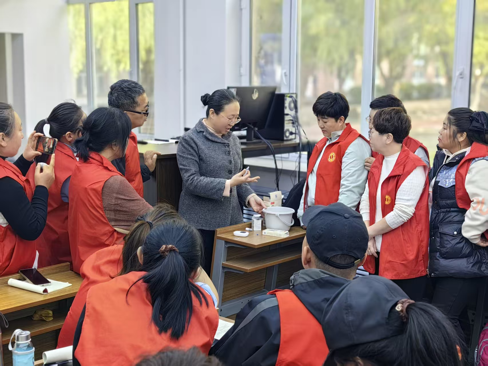 职业院校教师为企业学员授课