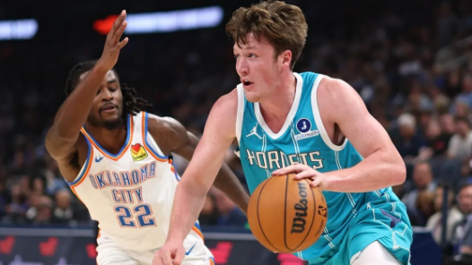 NBA新秀榜：弗拉格、克努佩尔、奎因稳居三甲