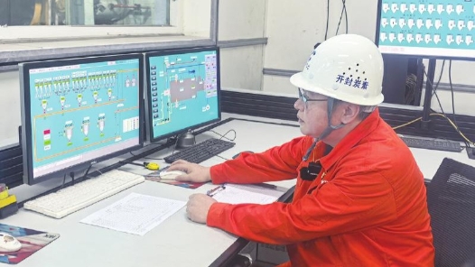 王旭东：核心技术自主攻关的“金牌蓝领”