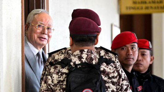 马来西亚前总理纳吉布被判有罪 须再服刑15年