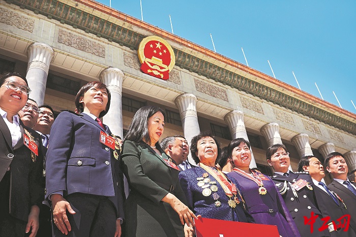 3271270_tpzz_1766715384601_b