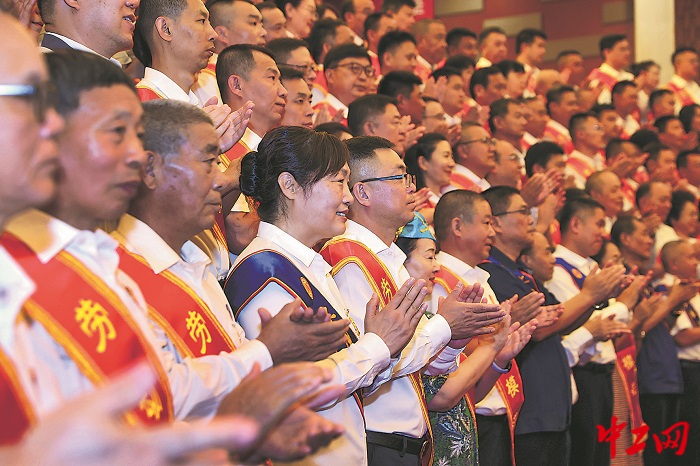 3271272_tpzz_1766716355963_b