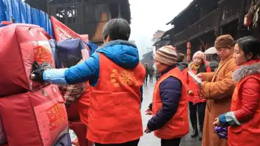 两部门下达44.4亿元救助资金保障受灾群众温暖过冬