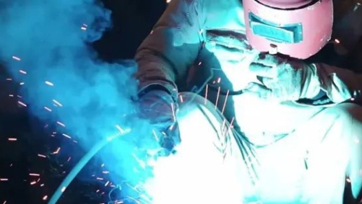 王吉鑫：焊花映初心 匠心铸重器