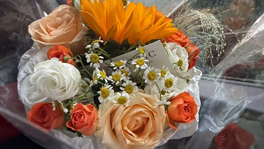 南京建邺区：沿河社区马师傅，教娃数学不含糊