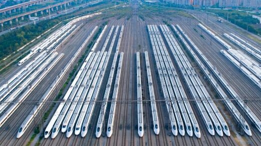 鄂西南首家动车组“4S”店投入使用