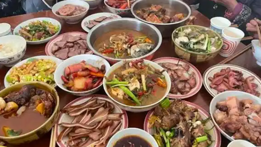 热门餐馆“跨年饭”预订火热