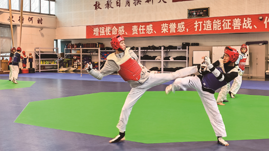 中国跆拳道队凝心聚力战冬训