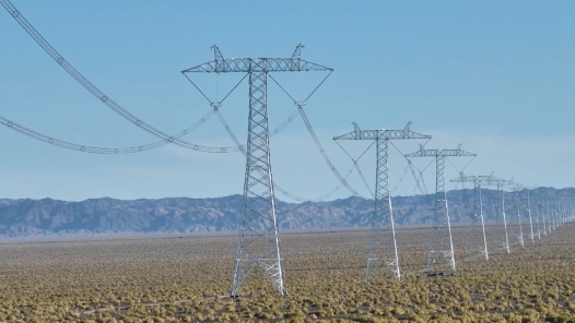 电力“高速”越天山 重庆累计消纳“疆电”突破100亿千瓦时