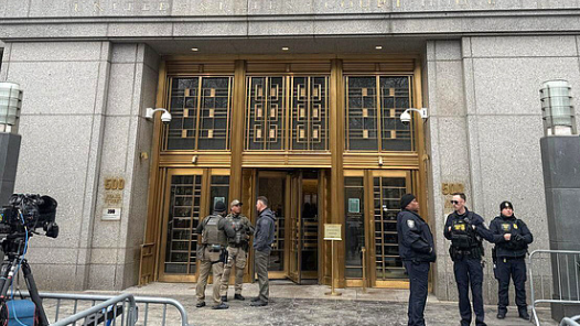 马杜罗在美首次出庭：我无罪