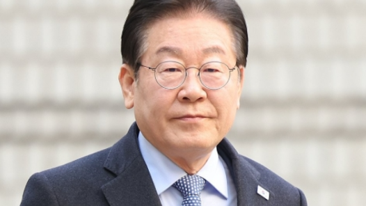 韩国总统李在明在上海出席中韩创新创业论坛